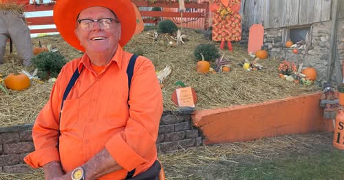 Gene the Pumpkin Man Kalamazoo Obituary – Gene the Pumpkin Man Death – Gene Rhodes from Michigan Passed Away Unexpectedly